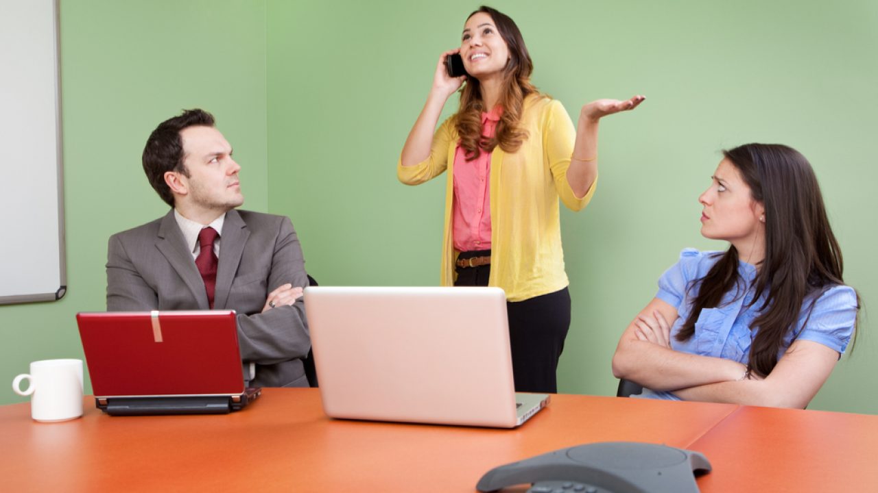 جلوگیری از حواس پرتی در حین درس خواندن و مطالعه