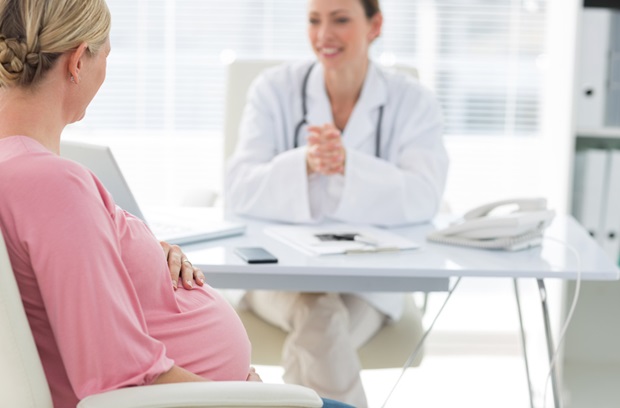 چه زمانی باید به مشاور بارداری یا درمانگر بالینی مراجعه کرد - درد بارداری و عوارض بارداری
