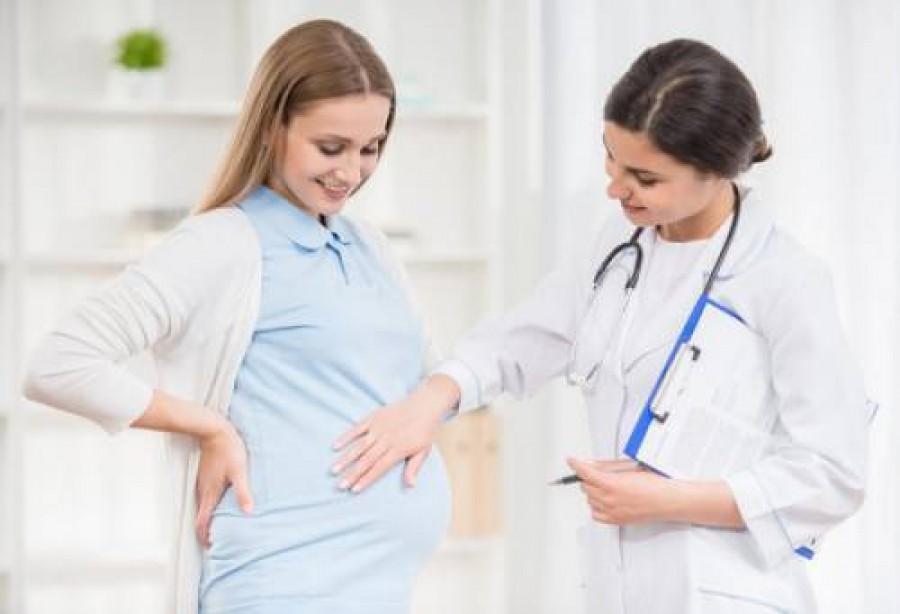 چه زمانی باید به مشاور بارداری یا درمانگر بالینی مراجعه کرد - نشانه ها و عوارض زایمان