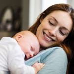 گریه نوزاد + ۶ روش درمانی تضمینی