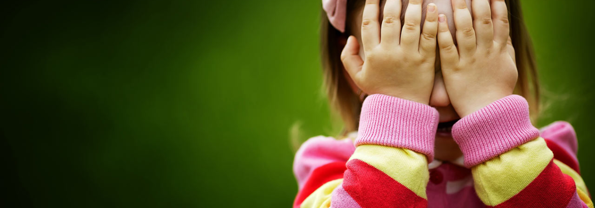 درمان کودک خجالتی و کمرو، ۲۱ راه تضمینی | بازی هایی برای درمان کمرویی کودکان