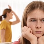 علائم افسردگی در نوجوانان دختر و پسر و راه تشخیص آن